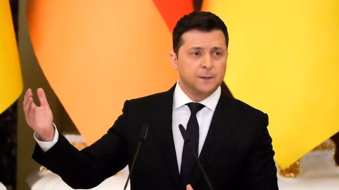 Ngày 14/2, Tổng thống Ukraine Zelensky kêu gọi các nhà giàu và chính khách đã chạy ra nước ngoài hãy quay về để thể hiện tình đoàn kết (Ảnh: RIA). Ngày 14/2, Tổng thống Ukraine Zelensky kêu gọi các nhà giàu và chính khách đã chạy ra nước ngoài hãy quay về để thể hiện tình đoàn kết (Ảnh: RIA).