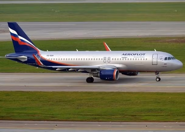 Một máy bay của hãng Aeroflot của Nga bị Canada cáo buộc vi phạm lệnh cấm, vi phạm không phận nước này (Ảnh: Đông Phương). Một máy bay của hãng Aeroflot của Nga bị Canada cáo buộc vi phạm lệnh cấm, vi phạm không phận nước này (Ảnh: Đông Phương).