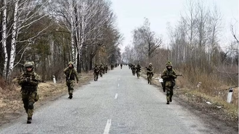 Binh sĩ Ukraine triển khai ở tuyến tiếp giáp khu vực ly khai (Ảnh: Sohu).