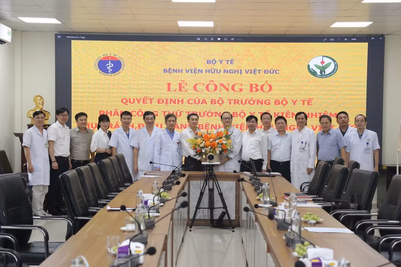 Thứ trưởng Bộ Y tế Trần Văn Thuấn kiêm nhiệm phụ trách, điều hành Bệnh viện Việt Đức
