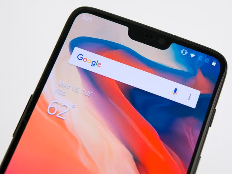 10 lý do bạn nên mua chiếc smartphone Android 530 USD thay vì iPhone X 1000 USD ảnh 2