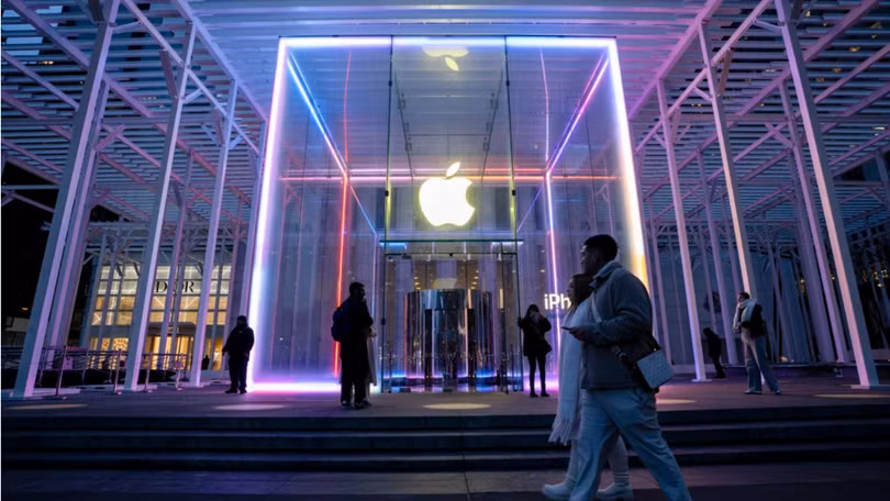 Apple đang gặp nhiều khó khăn trong kế hoạch phát triển AI. Ảnh: Reuters.