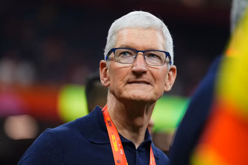 Tim Cook bat luc.png