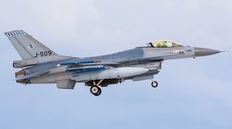 F16HaLan01.jpg