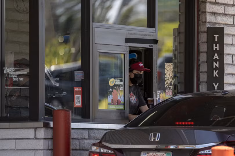 wendysbanhangtuxe.jpg