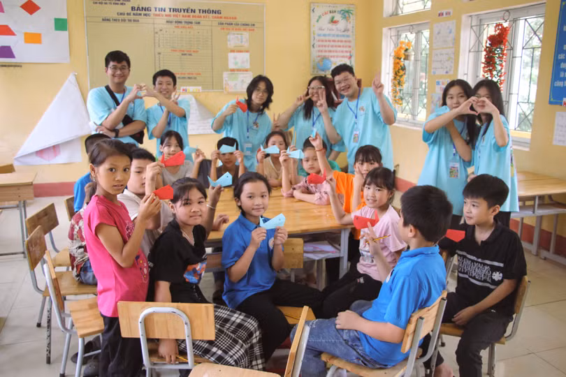Hoạt động sáng tạo gấp giấy origami được toàn thể học sinh hưởng ứng.jpg