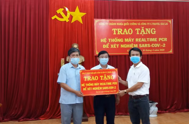 Cường Đô La mua máy xét nghiệm Covid-19 với giá 2 tỷ đồng để tặng ngành y tế Gia Lai