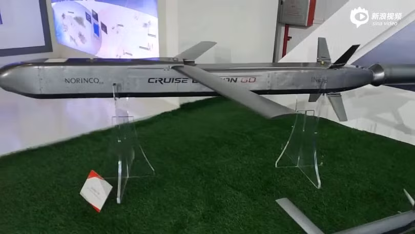 Tên lửa hành trình kiểu mới Feilong-60 (Ảnh: Sina). Tên lửa hành trình kiểu mới Feilong-60 (Ảnh: Sina).