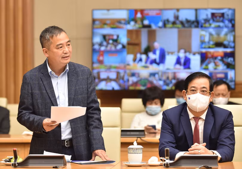 Bác sĩ Nguyễn Lân Hiếu, Giám đốc Bệnh viện Đại học Y Hà Nội, Giám đốc Bệnh viện Hồi sức cấp cứu Bình Dương: Bài học lớn nhất là chúng ta phải nâng cao chất lượng y tế cơ sở. Ảnh: VGP/Nhật Bắc Bác sĩ Nguyễn Lân Hiếu, Giám đốc Bệnh viện Đại học Y Hà Nội, Giám đốc Bệnh viện Hồi sức cấp cứu Bình Dương: Bài học lớn nhất là chúng ta phải nâng cao chất lượng y tế cơ sở. Ảnh: VGP/Nhật Bắc