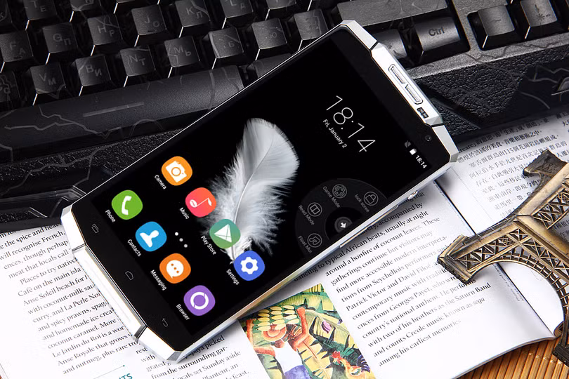 Smartphone pin 'siêu khủng' Oukitel có mặt tại Việt Nam