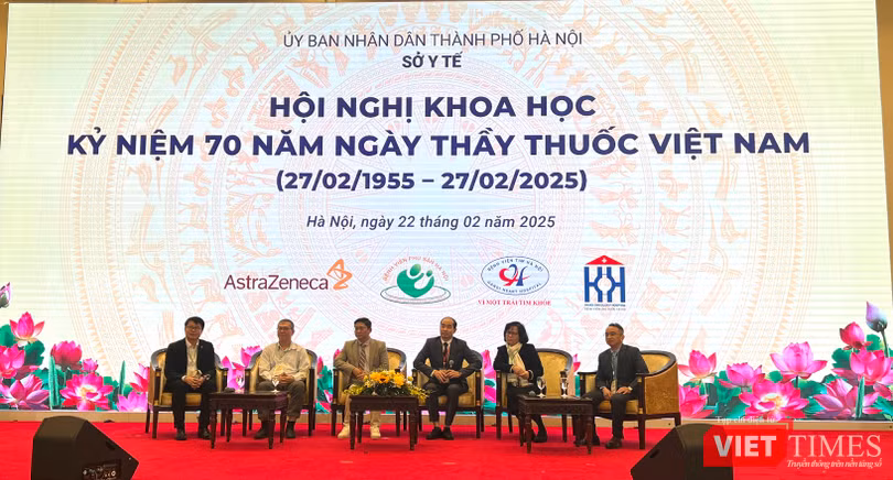 VT_hoi thao.jpg