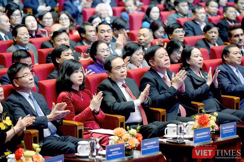 VT_Dai bieu.jpg
