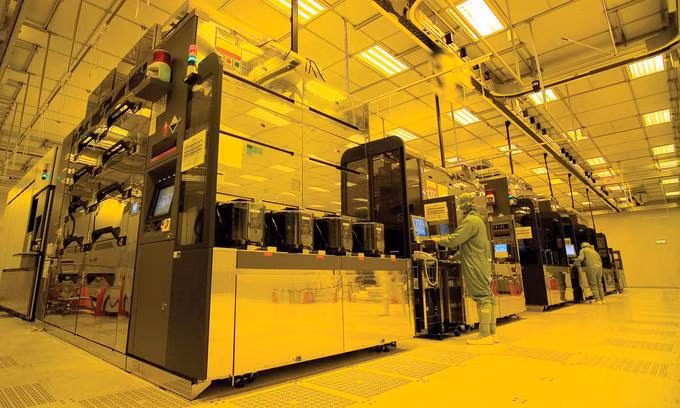 Bên trong nhà máy bán dẫn của TSMC. Ảnh: TSMC.
