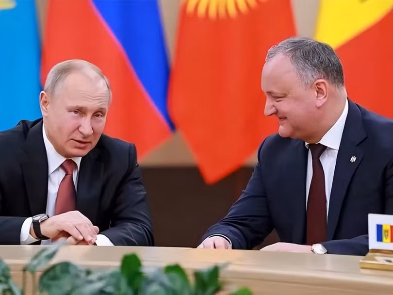 Tổng thống Nga Putin và cựu Tổng thống Moldova Dodon. Tổng thống Nga Putin và cựu Tổng thống Moldova Dodon.