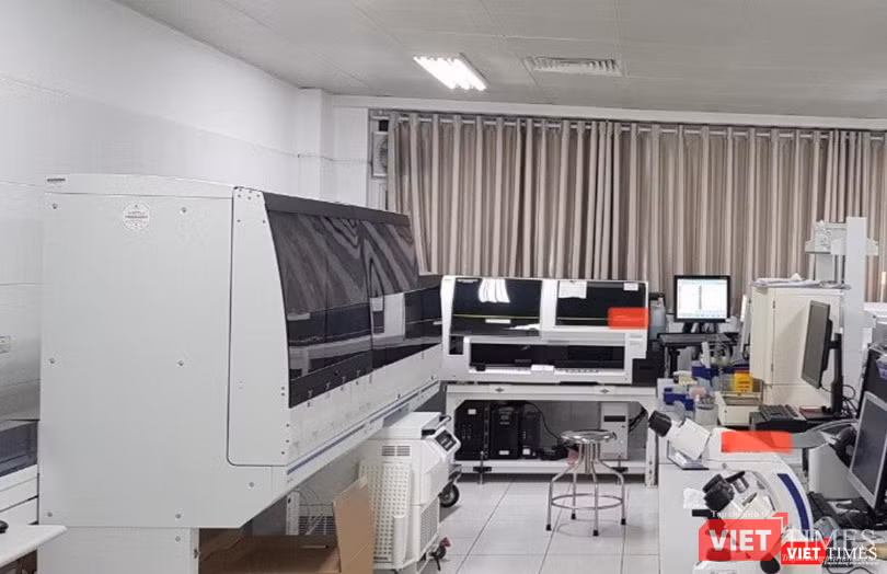 Hệ thống máy xét nghiệm tiền tỷ ở các BV có nguy cơ đắp chiếu Hệ thống máy xét nghiệm tiền tỷ ở các BV có nguy cơ đắp chiếu