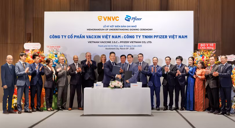 1 - THUMB-dùng-khi-ảnh-Ưu-tiên-bị-cắt-người-VNVCxPfizer_thumb_ti le 3-2.jpg