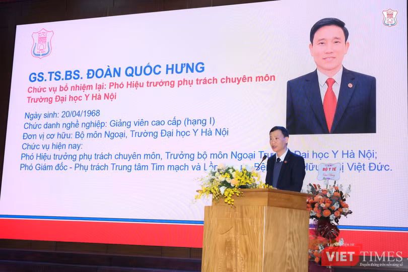 vt-cong-bo-hung-2718.jpg