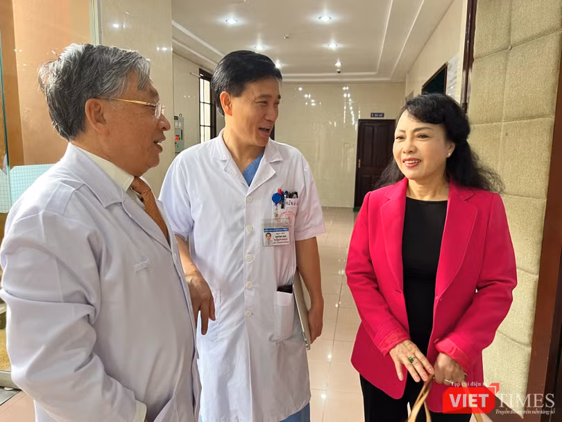 vt-chi-tien-quyet-hung-766.jpg
