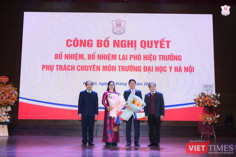 vt-lanh-dao-tangn-hoa-8449.jpg