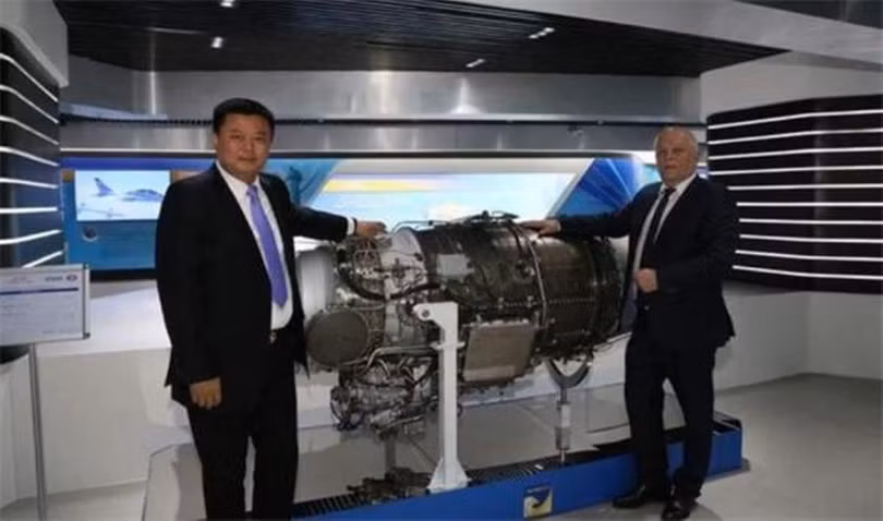 Vuong Tinh o Motor Sich.jpeg