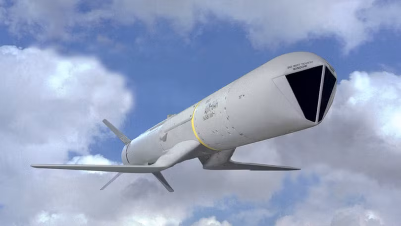 Tên lửa không đối đất tầm xa SLAM-ER do hãng Boeing sản xuất được Mỹ phê duyệt bán cho Đài Loan hôm 22/10 (Ảnh: Dwnews).