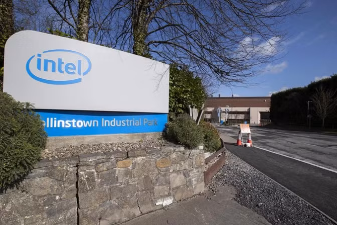 Nhà máy của Intel tại Collinstown Park, Leixlip, Ireland (Ảnh: Collins)