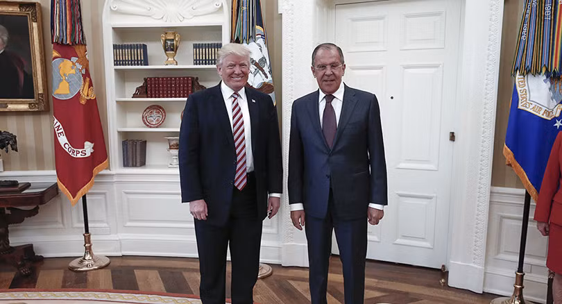 Nước Mỹ lại một phen rúng động về nội dung cuộc gặp giữa tổng thống Trump và ngoại trưởng Nga Lavrov