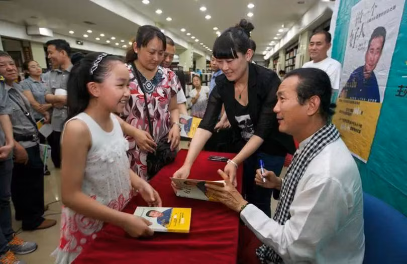 Ky ten tang sach.png