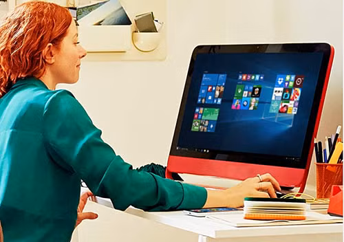 Microsoft được cho là sẽ sớm ra mắt những mẫu máy tính AIO gắn mác Surface trong nửa cuối năm 2016. Microsoft được cho là sẽ sớm ra mắt những mẫu máy tính AIO gắn mác Surface trong nửa cuối năm 2016.