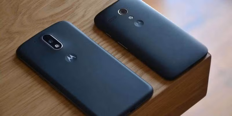 Dòng sản phẩm của Motorola với logo chữ M quen thuộc Dòng sản phẩm của Motorola với logo chữ M quen thuộc