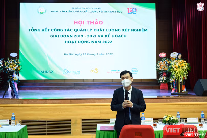 PGS.TS. Trần Huy Thịnh – Phó Giám đốc Trung tâm Kiểm chuẩn chất lượng xét nghiệm y học Trường Đại học Y Hà Nội PGS.TS. Trần Huy Thịnh – Phó Giám đốc Trung tâm Kiểm chuẩn chất lượng xét nghiệm y học Trường Đại học Y Hà Nội