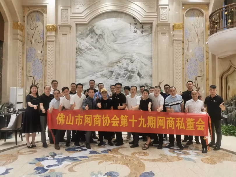 mot-so-thanh-vien-clb-o-phat-son-6519.jpg