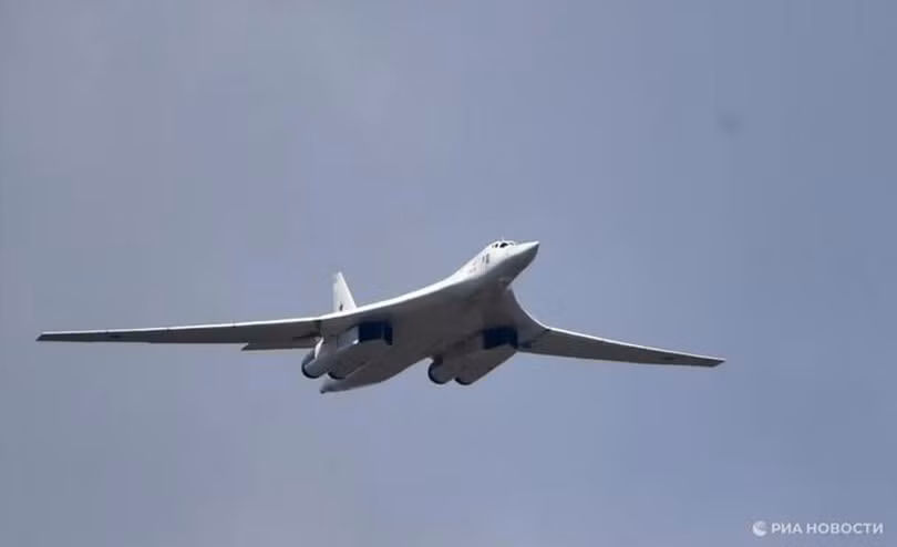 ong-outin-bay-30-phut-tren-tu-160m-6065.jpg