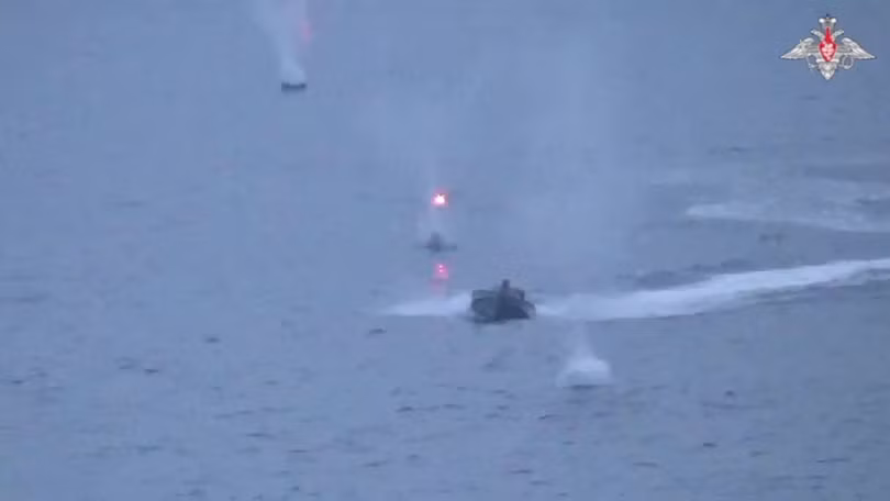 nga-ban-chan-mot-usv-tu-sat-cua-ukraine-6618.jpg