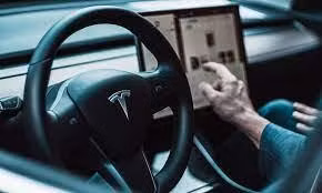 Tesla không sử dụng lidar.