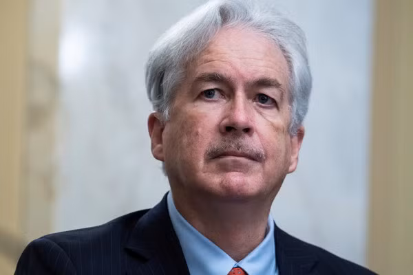 Giám đốc CIA William Burns nói "Mỹ có thông tin tình báo rõ ràng cho thấy Trung Quốc đang cân nhắc cung cấp vũ khí sát thương cho Nga". (Ảnh: Reuters). Giám đốc CIA William Burns nói "Mỹ có thông tin tình báo rõ ràng cho thấy Trung Quốc đang cân nhắc cung cấp vũ khí sát thương cho Nga". (Ảnh: Reuters).