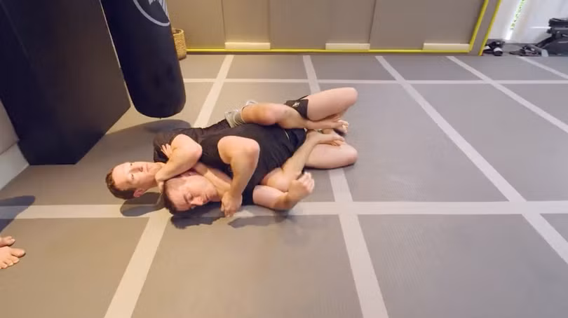 Mark Zuckerberg tap luyen.png