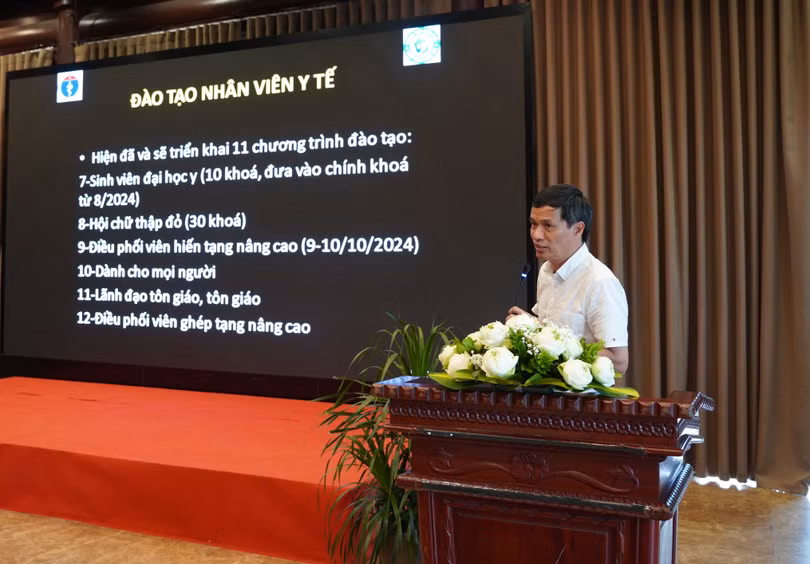 Hệ.jpg