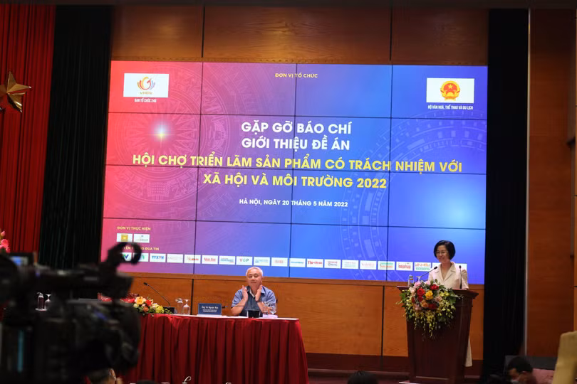 Phó Cục trưởng Cục Văn hóa cơ sở (Bộ VHTT &amp; DL) Vi Thanh Hoài