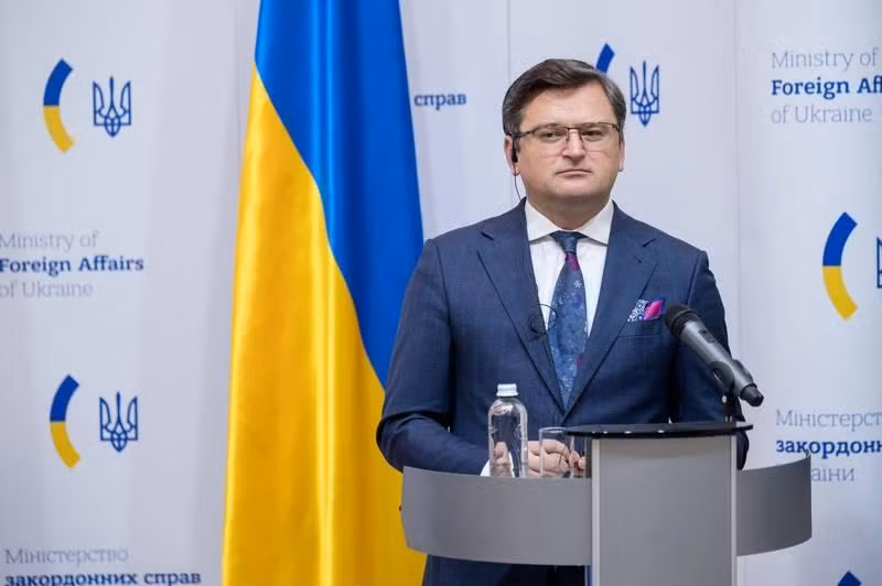 Ngoại trưởng Ukraine Dmitro Kuleba yêu cầu phương Tây cung cấp ngay cho Ukraine các hệ thống phóng loạt hỏa tiễn nhiều nòng.