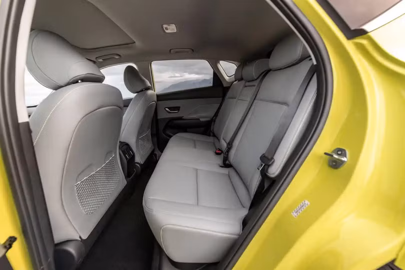HyundaiKona05.jpg