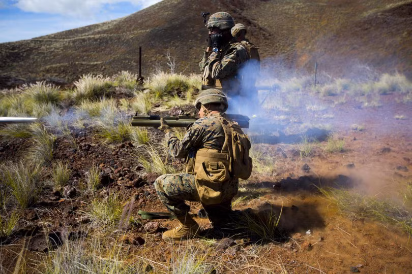 Súng chống tăng M72 tồn kho nay được các nước NATO dọn kho viện trợ cho Ukraine. Súng chống tăng M72 tồn kho nay được các nước NATO dọn kho viện trợ cho Ukraine.