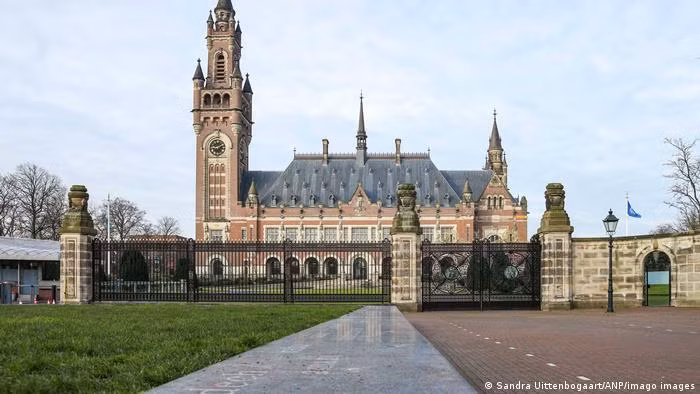 Cung Hòa Bình ở The Hague (Hà Lan) nơi diễn ra phiên tòa (Ảnh: DW). Cung Hòa Bình ở The Hague (Hà Lan) nơi diễn ra phiên tòa (Ảnh: DW).