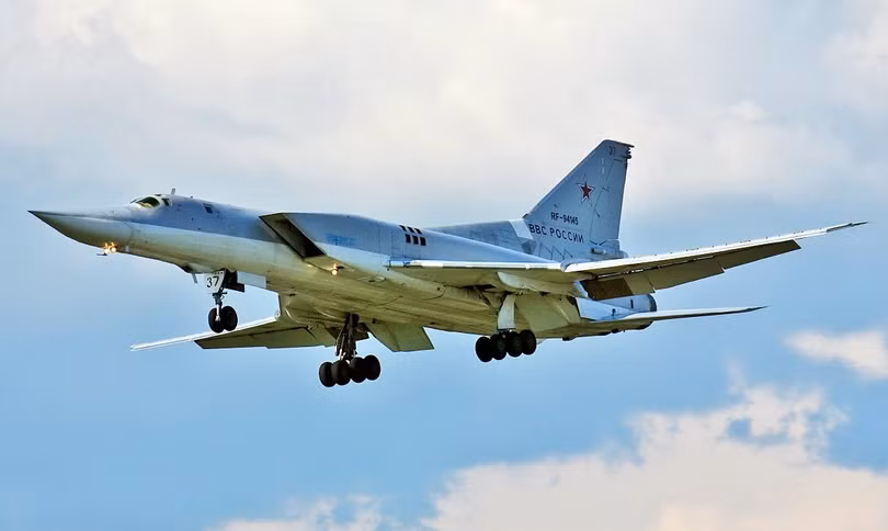 Máy bay ném bom Tu-22M3 - một trong hai loại chiến đấu cơ Nga mà Ukraine tìm cách có được (Ảnh: Guancha). Máy bay ném bom Tu-22M3 - một trong hai loại chiến đấu cơ Nga mà Ukraine tìm cách có được (Ảnh: Guancha).