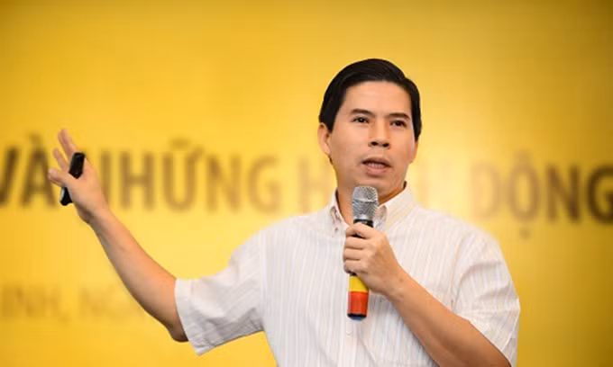 Ông Nguyễn Đức Tài bán ra 1 triệu cổ phiếu MWG 
