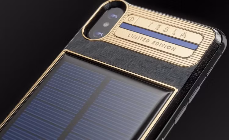 Chiêm ngưỡng chiếc iPhone X Tesla giá chát 4000 USD ảnh 2