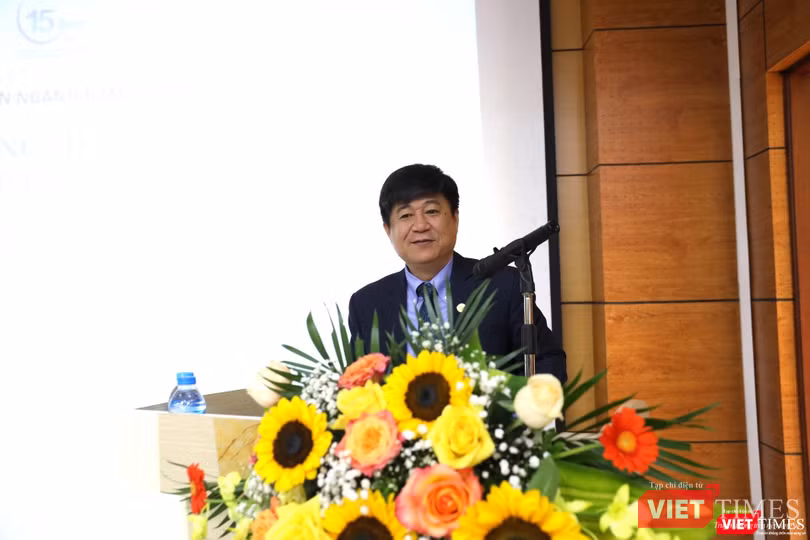 Bác sĩ Đinh Anh Tuấn - Vụ trưởng Vụ Sức khỏe Bà mẹ - Trẻ em (Bộ Y tế) - cho rằng phải xây dựng một chương trình đào tạo chuyên biệt, bài bản cho bậc đại học và sau đại học về lĩnh vực nam học Bác sĩ Đinh Anh Tuấn - Vụ trưởng Vụ Sức khỏe Bà mẹ - Trẻ em (Bộ Y tế) - cho rằng phải xây dựng một chương trình đào tạo chuyên biệt, bài bản cho bậc đại học và sau đại học về lĩnh vực nam học
