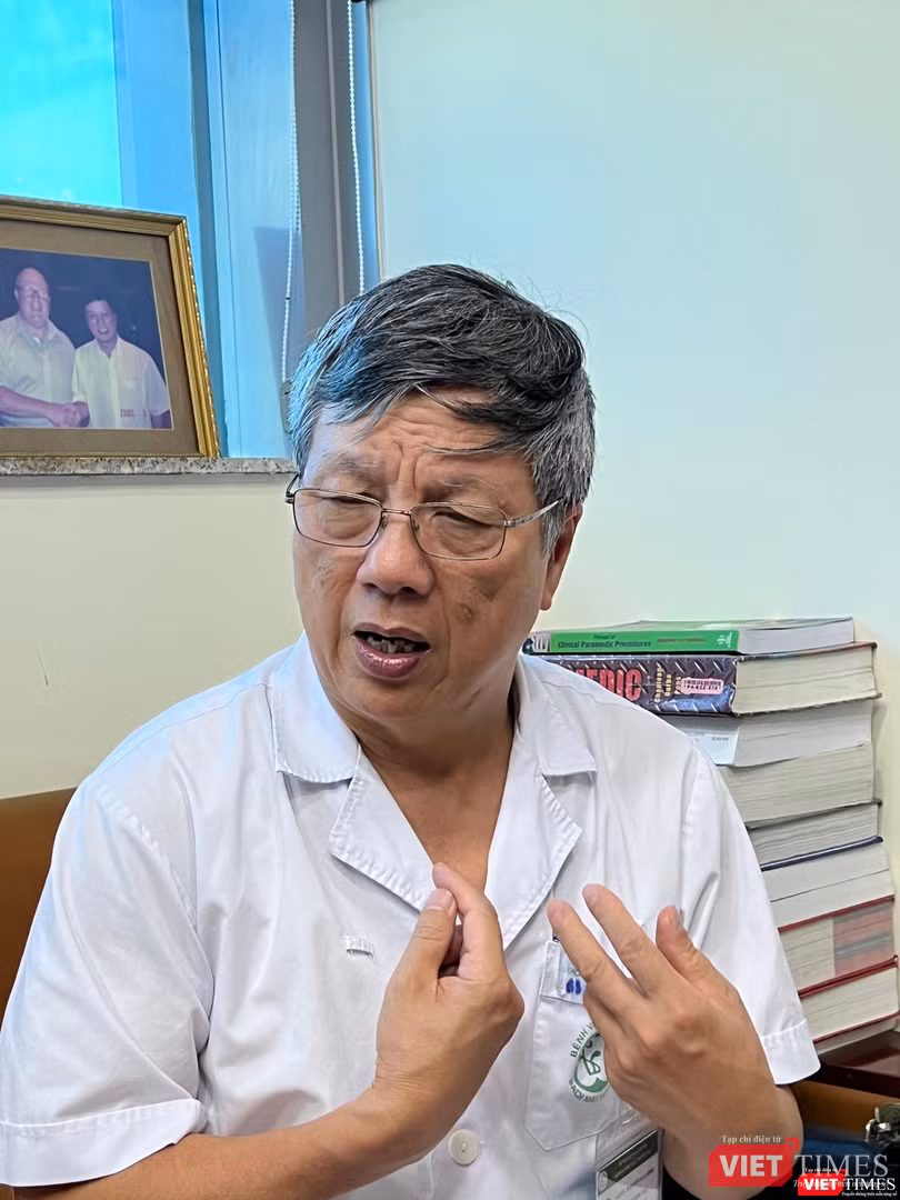 GS.TS. Nguyễn Gia Bình - Chủ tịch Hội Hồi sức cấp cứu và Chống độc Việt Nam - trao đổi về vai trò của cấp cứu ngoại viện GS.TS. Nguyễn Gia Bình - Chủ tịch Hội Hồi sức cấp cứu và Chống độc Việt Nam - trao đổi về vai trò của cấp cứu ngoại viện