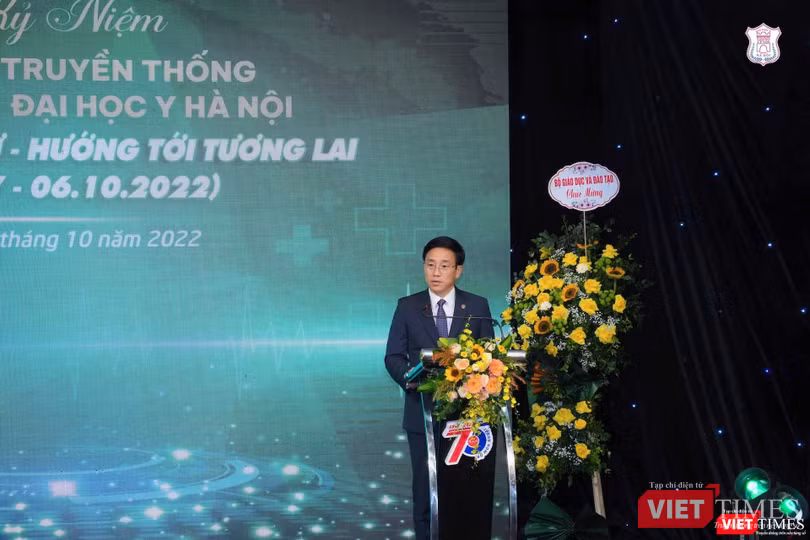 GS.TS. Đoàn Quốc Hưng – Phó Hiệu trưởng, Chủ nhiệm bộ môn Ngoại Trường Đại học Y Hà Nội, Phó Giám đốc Trung tâm phẫu thuật Tim mạch - Lồng ngực Bệnh viện Hữu nghị Việt Đức – ôn lại lịch sử đầy tự hào của bộ môn Ngoại GS.TS. Đoàn Quốc Hưng – Phó Hiệu trưởng, Chủ nhiệm bộ môn Ngoại Trường Đại học Y Hà Nội, Phó Giám đốc Trung tâm phẫu thuật Tim mạch - Lồng ngực Bệnh viện Hữu nghị Việt Đức – ôn lại lịch sử đầy tự hào của bộ môn Ngoại