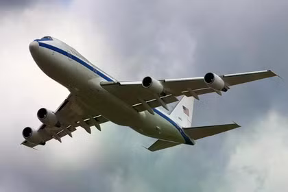 Máy bay E-4B Nightwatch của Không quân Mỹ có thể hoạt động như một "Lầu Năm Góc bay" trong trường hợp khẩn cấp quốc gia. Ảnh: SCMP.